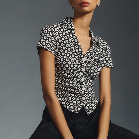Anthropologie Tops - Maeve by Anthropologie Black and White Floral Blouse